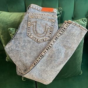 TRUE RELIGION JEANS